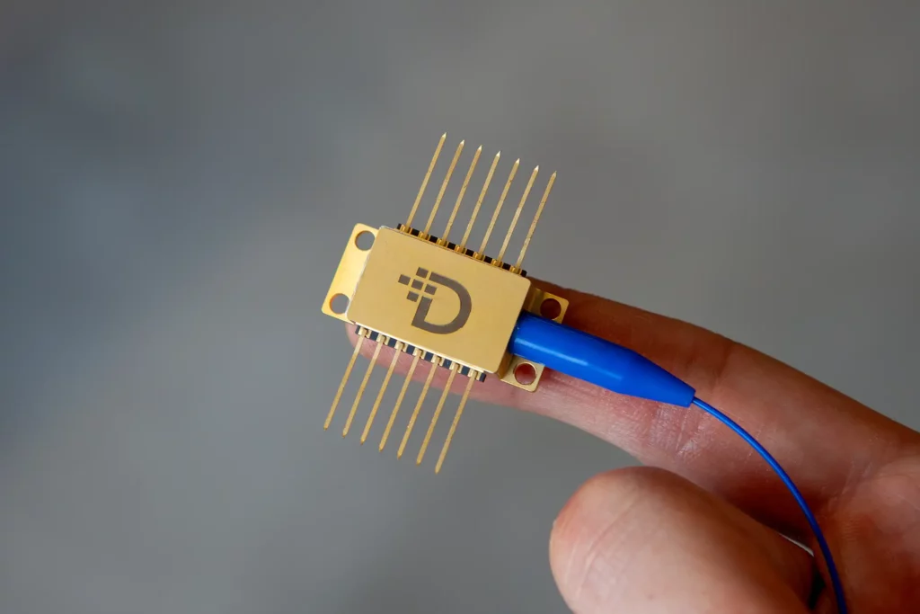 Laser - Deeplight SA - Pioneering the future of laser technology by harnessing the power of integrated photonics.